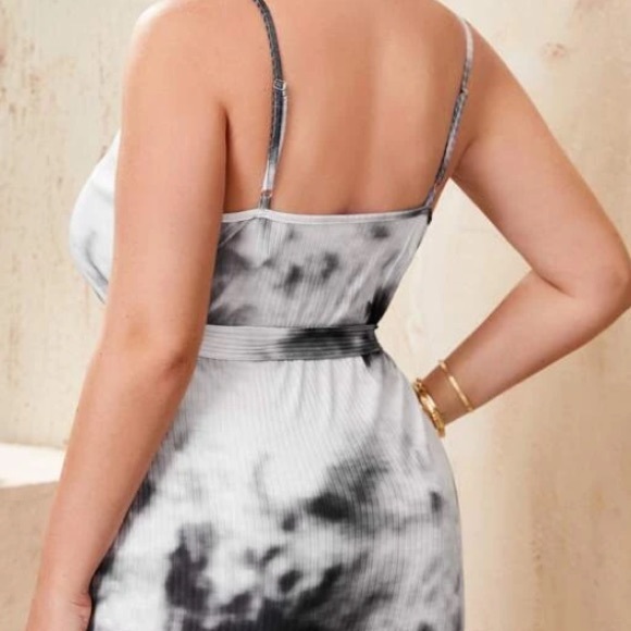 Plus..Belted Tye dye dress ( model wearing 1x) - Picture 2 of 7